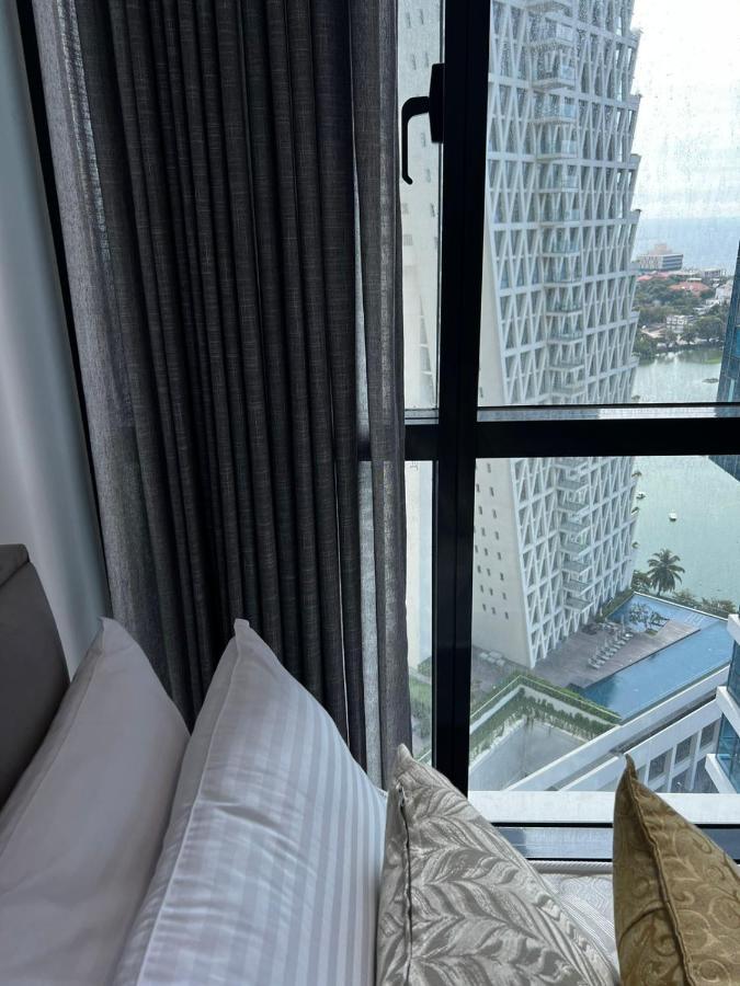 קולומבו Luxury Sky Apartment מראה חיצוני תמונה